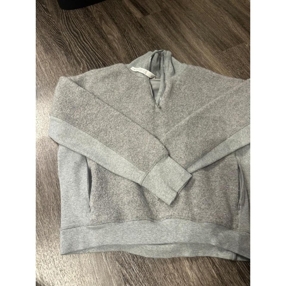 Lululemon Textured Half Zip Pullover Sweater Fleece Grey Size 8